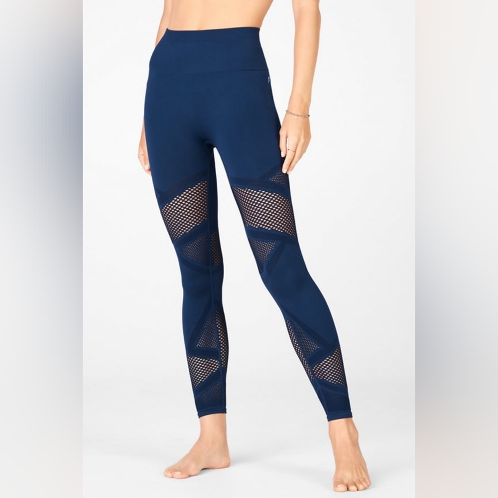 Mosaic High-Waisted Fabletics XS/4  7/8 Leggings